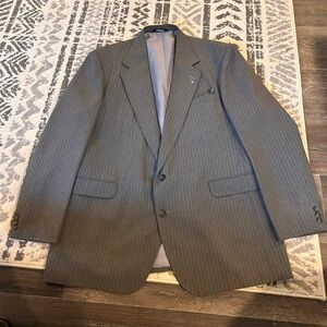 Men’s Grey pinstripe Suit Jacket with shoulder pads